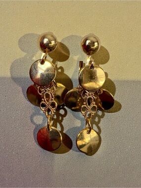Chic Gold Toned Disc Clip On Earrings